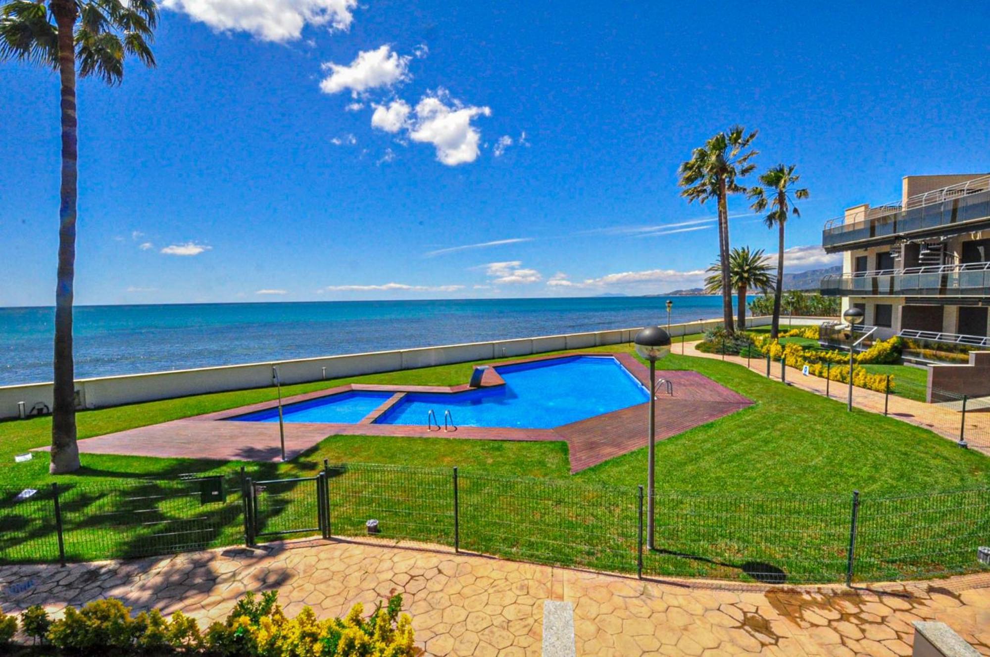 Di Mare Litoral Costa Dorada - Only Families Apartment Mont-roig del Camp Exterior photo